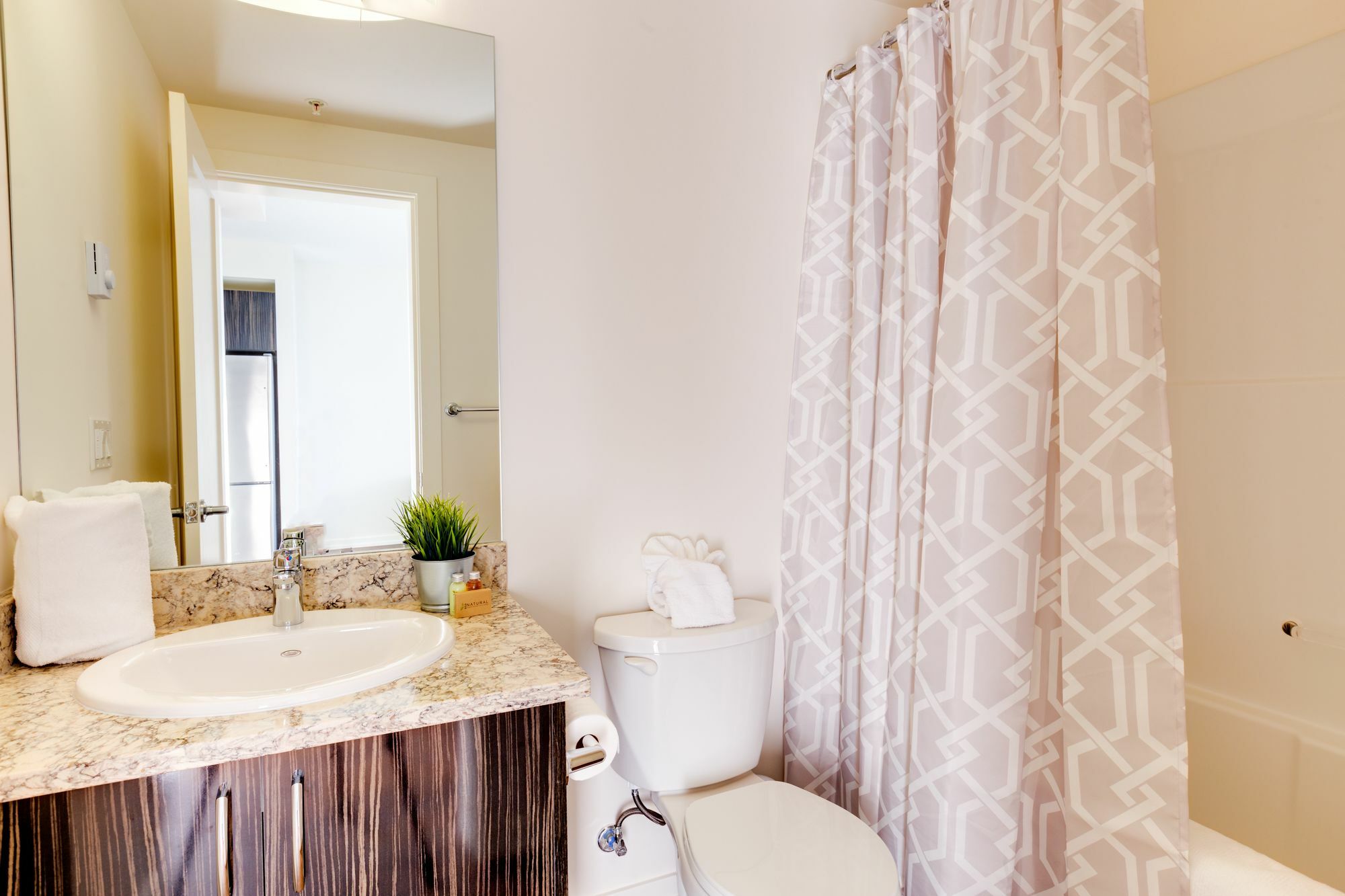 Suite Digs N3 YYC Kültér fotó