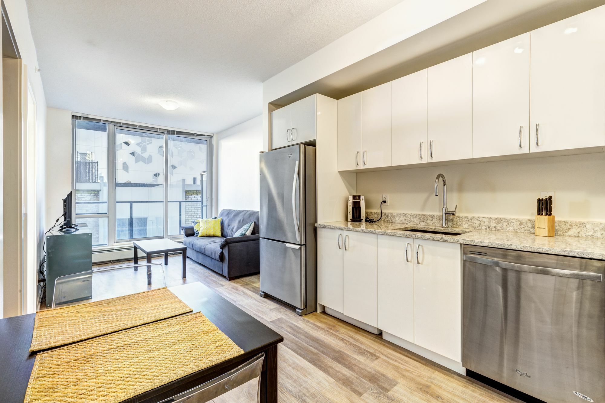 Suite Digs N3 YYC Kültér fotó